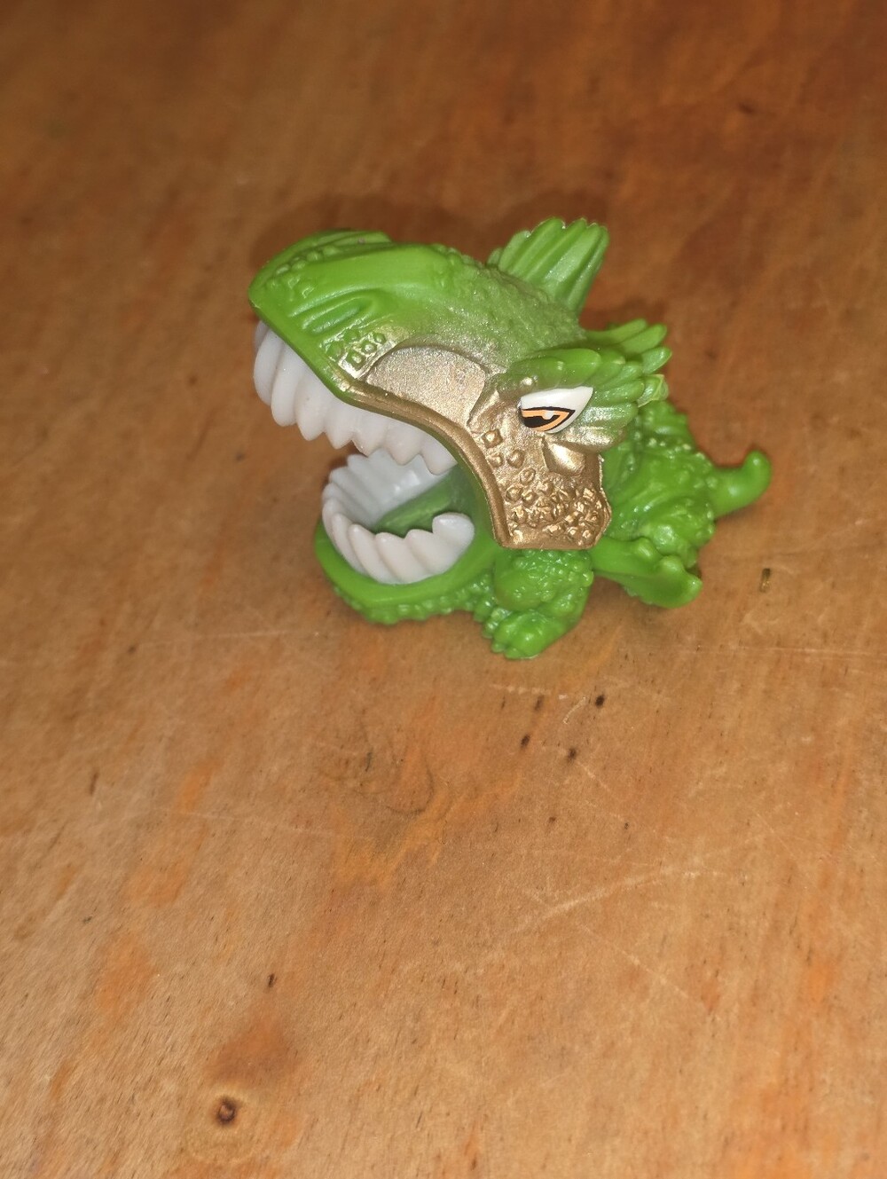 Hasbro Little Big Bites Fur Real Dragon? Figure